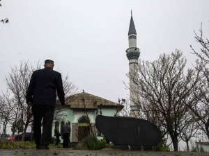 Сепаратисты потребовали от крымских татар уйти с "захваченных земель"