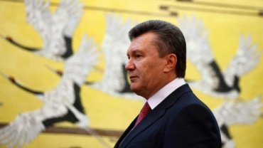Янукович консультирует украинских политиков и ездит по России
