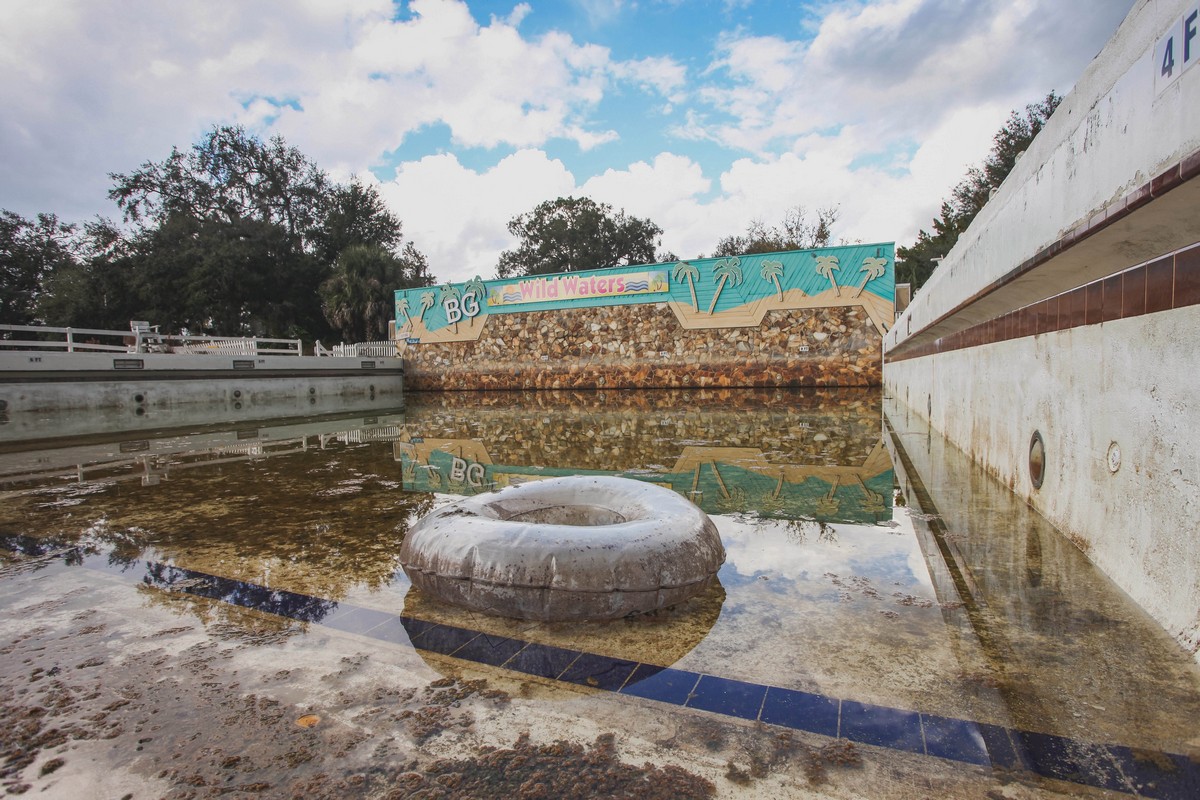 Жуткий заброшенный аквапарк Wild Waters во Флориде