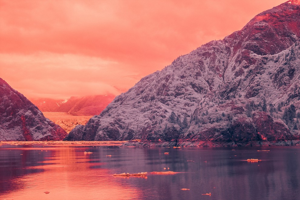 Фьорд Трейси Арм на Аляске в инфракрасном свете