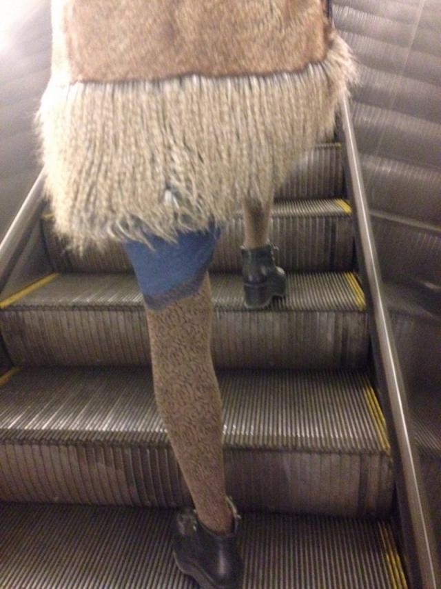 Фото модников и модниц в метро, их было сложно не заметить. ФОТО