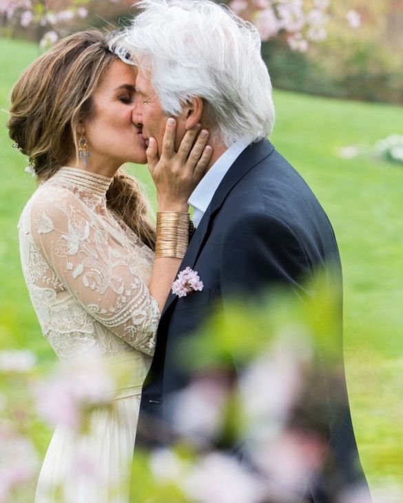Жена Ричарда Гира чувственно поздравила мужа с годовщиной свадьбы. ФОТО