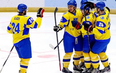 Хоккей: Украина завершает ЧМ-2014 разгромом хозяев турнира