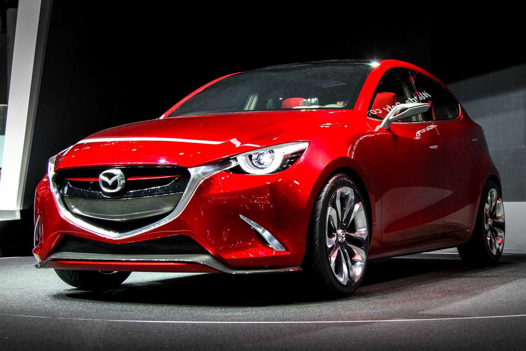 Mazda готовит конкурента Mini и Citroen DS3