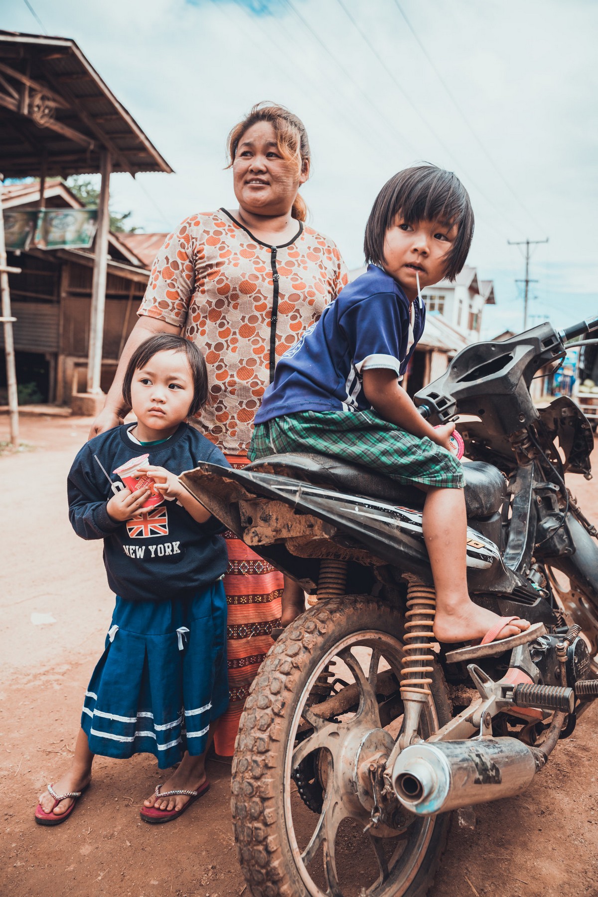 Быт жителей Мьянмы в фотопроекте Stijn Hoekstra