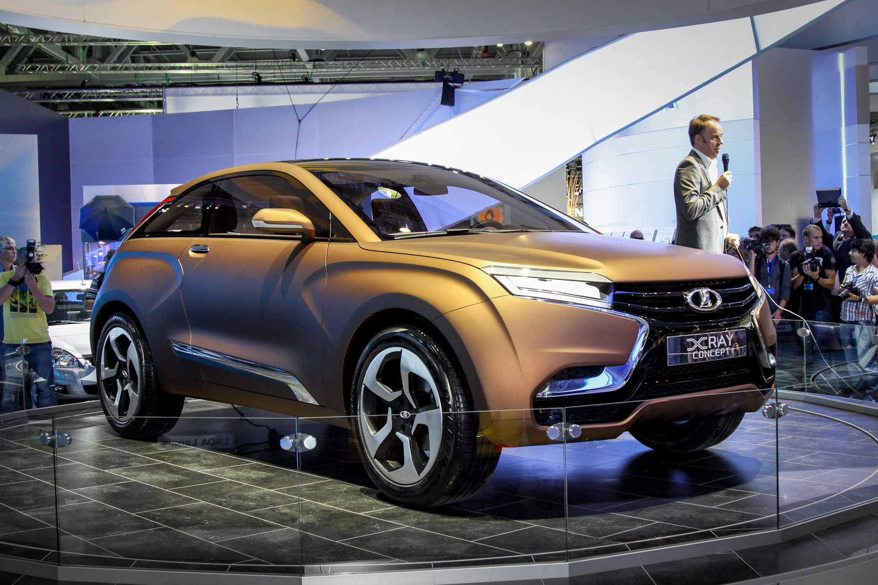 Ваз открылся. Lada XRAY Concept 2012. Lada XRAY 2020 концепт. Лада кроссовер 2021. Лада концепт 2022.