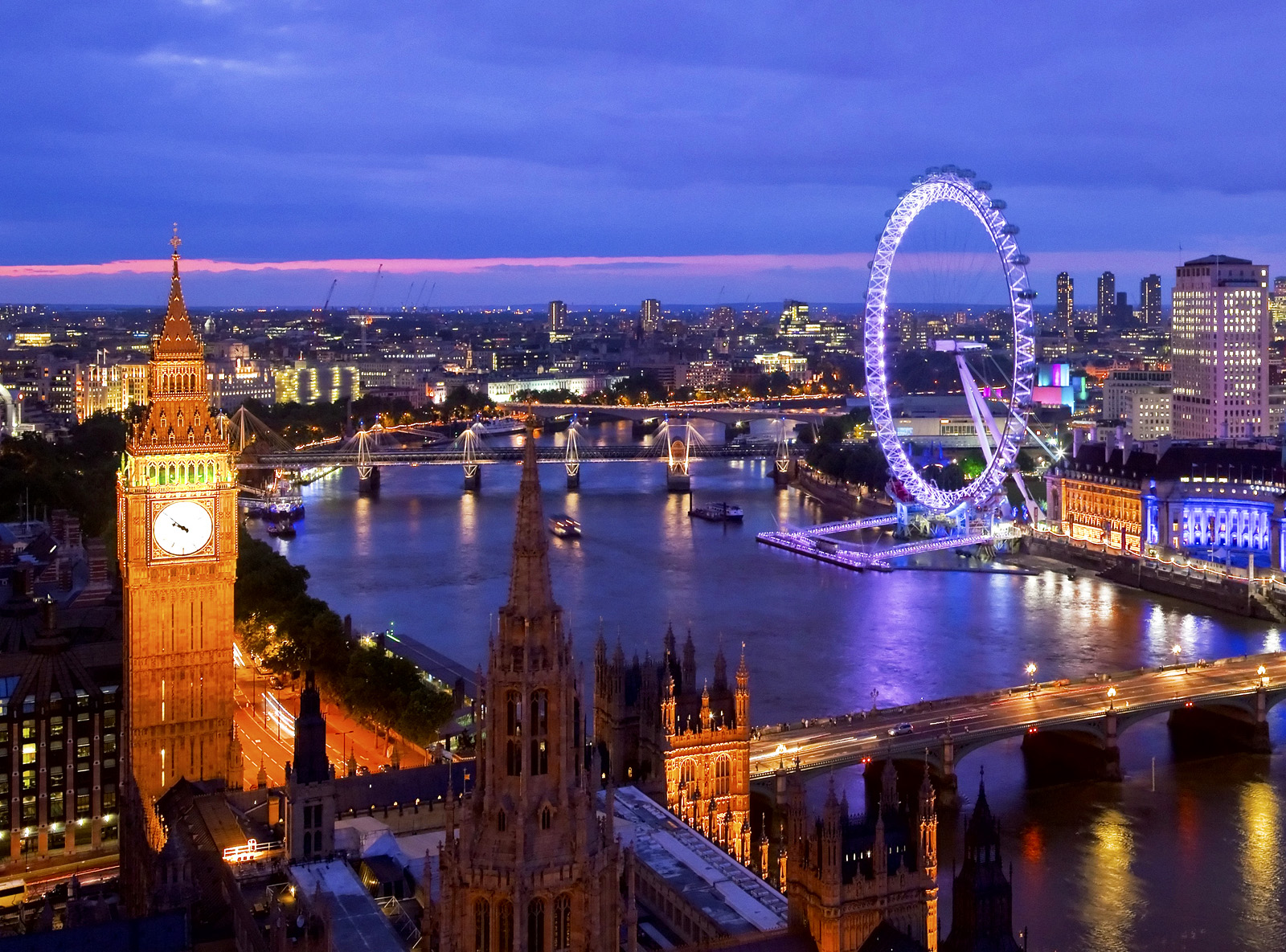 Лондон признали самым популярным городом среди любителей селфи  