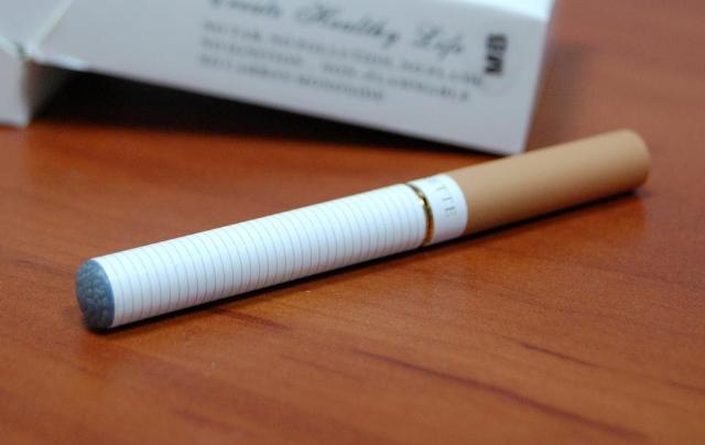 Ученые доказали, что электронные сигареты только мешают бросить курить  