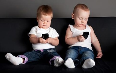 Мобильные телефоны могут вызывать аллергию у детей