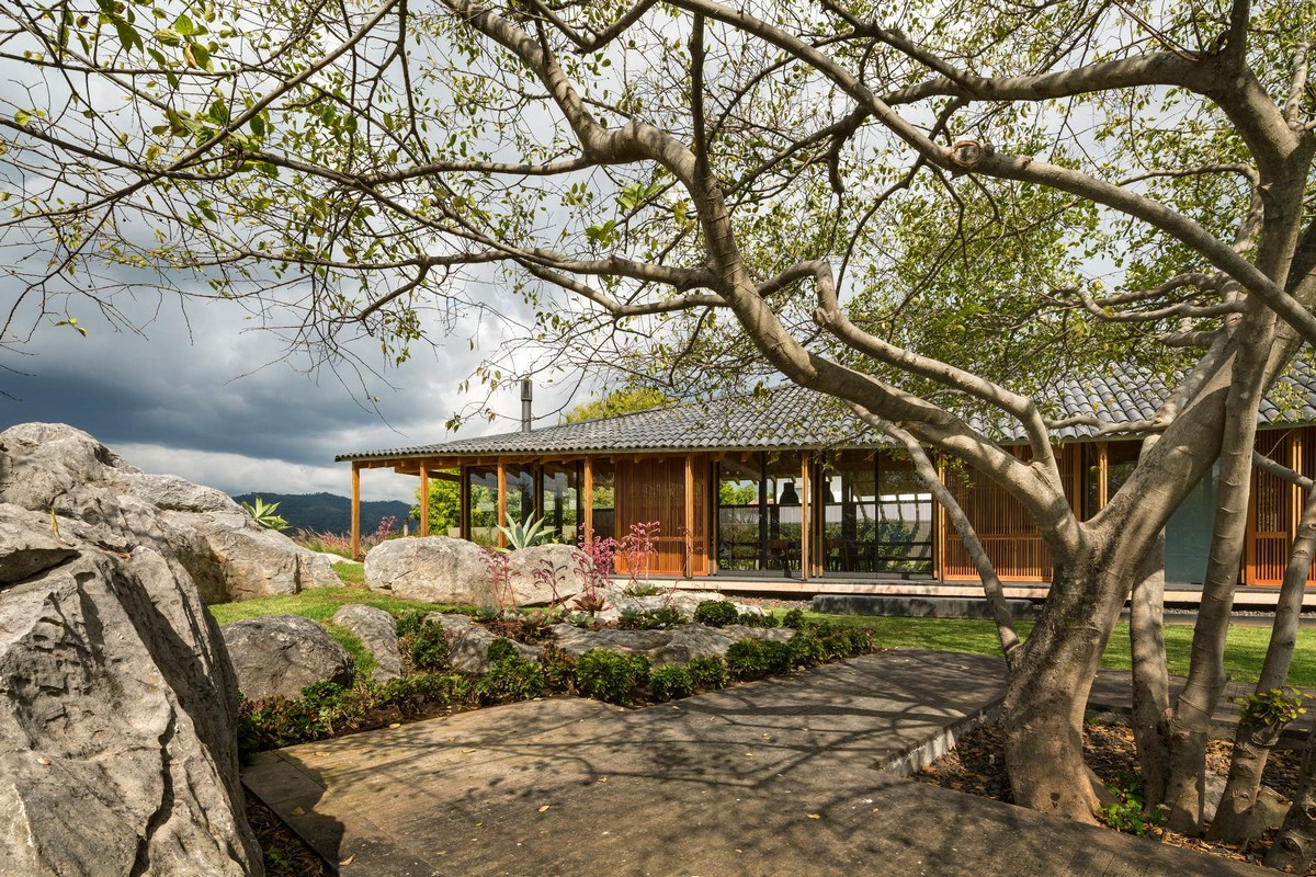 Современная резиденция в окружении природы в Мексике