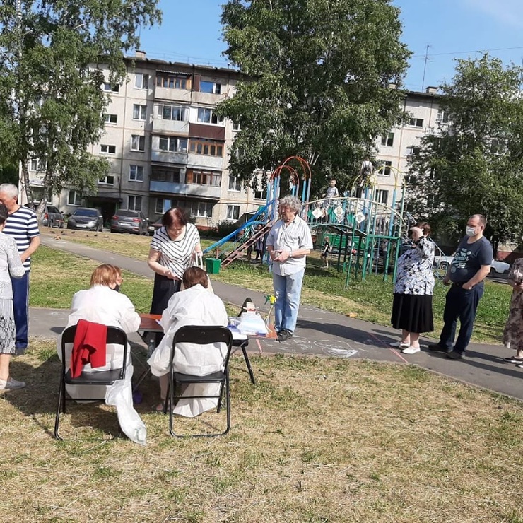 Самые странные и нелепые места, в которых проходит голосование по поправкам к Конституции. ФОТО