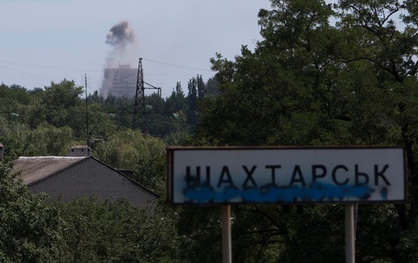 В Шахтерске колонна десантников попала в засаду, есть погибшие