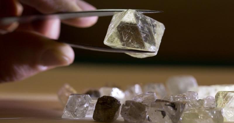  Удачная находка: в Якутии добыли очередной алмаз-рекордсмен. ФОТО