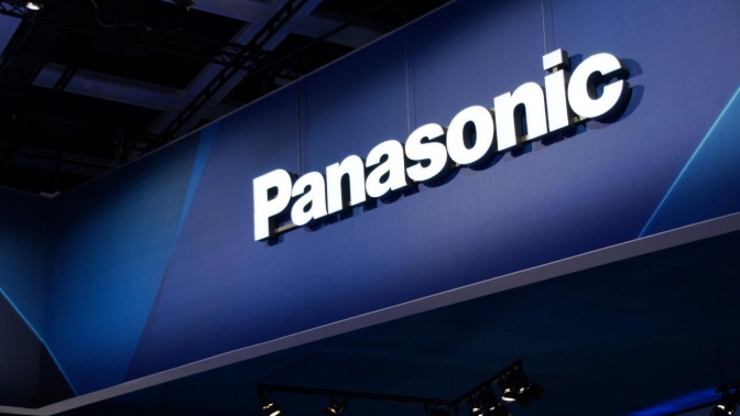 Panasonic поможет Tesla построить Gigafactory