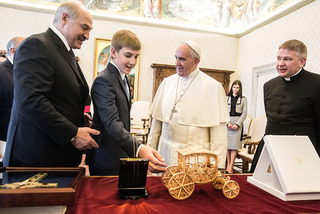 Фото сыновей лукашенко президента белоруссии