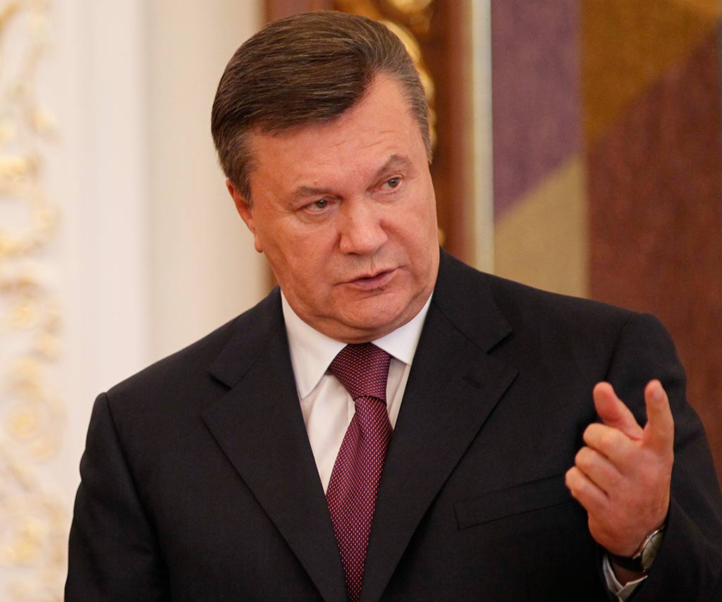 Янукович требует от ЕС называть его легитимным