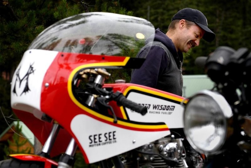Американец собрал мотоцикл, который ездит на водке, и побил рекорд скорости. ФОТО