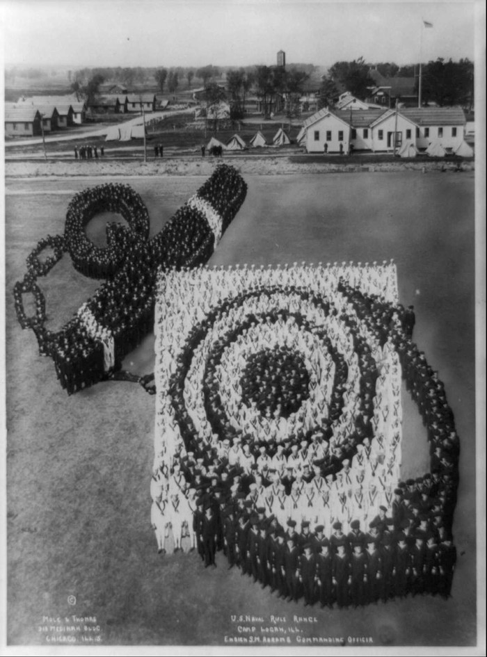 Патриотические массовые фото Артура Молла времен Первой Мировой. ФОТО