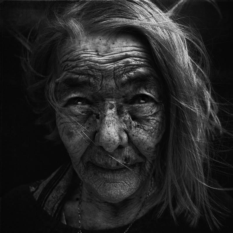Портреты бездомных от фотографа Ли Джеффриса. ФОТО