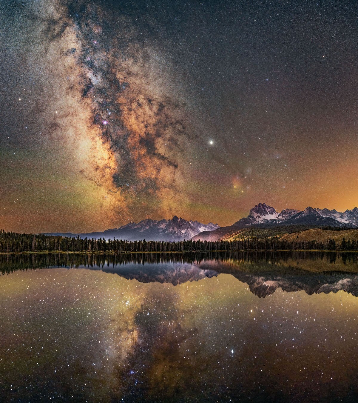 Лучшие снимки конкурса Astronomy Photographer of the Year 2020