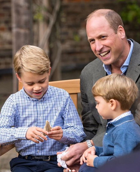 Принц Уильям и Кейт Миддлтон показали подросших детей. ФОТО