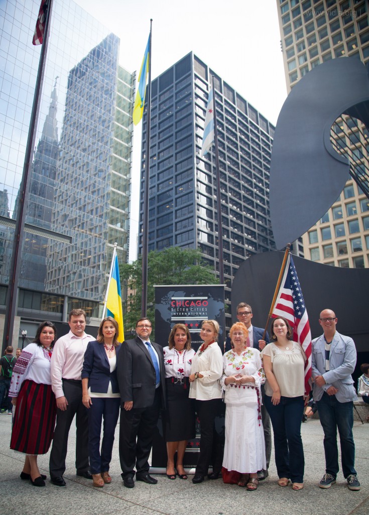 В Чикаго состоялась церемония поднятия украинского флага