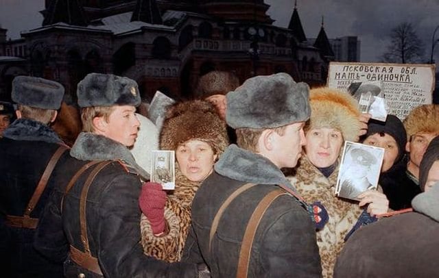 Подборка атмосферных фотографий из 90-х