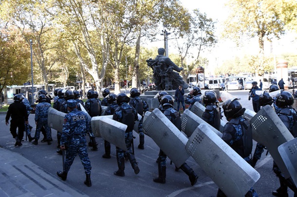 В Ереване проходят массовые задержания активистов. ФОТО