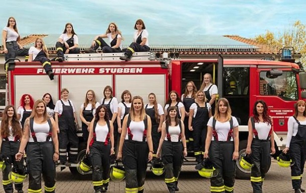 В Германии пожарницы разделись для календаря