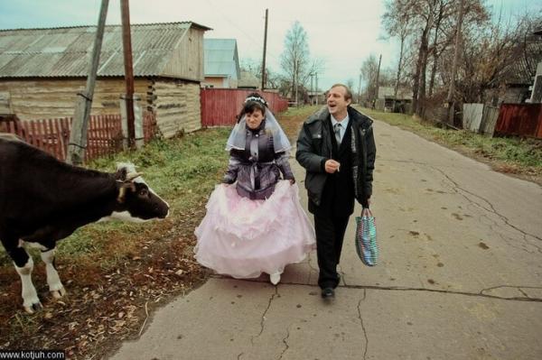 20 фотографий деревенских свадеб, которые отобьют желание идти под венец (ФОТО)