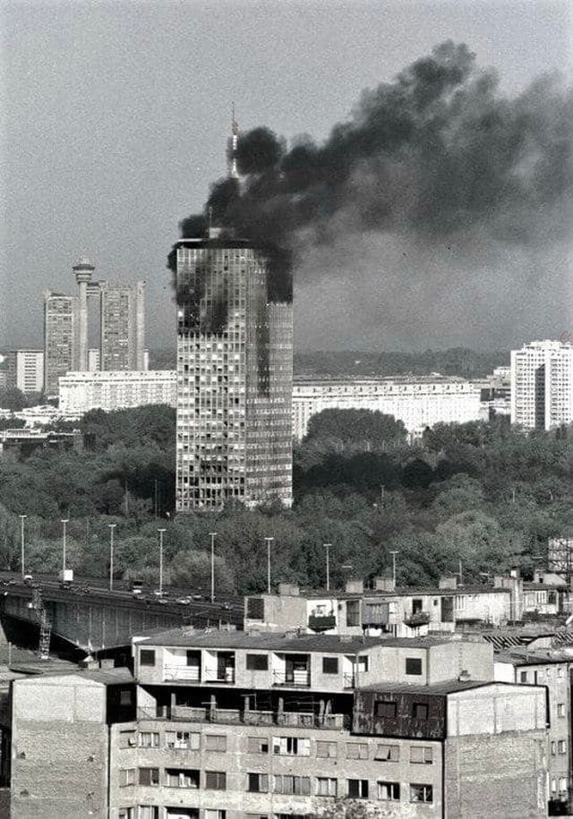 Подборка атмосферных фотографий из 90-х