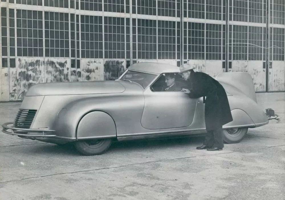 Прототип Streamlined Retractable Hardtop 1938 года. ФОТО