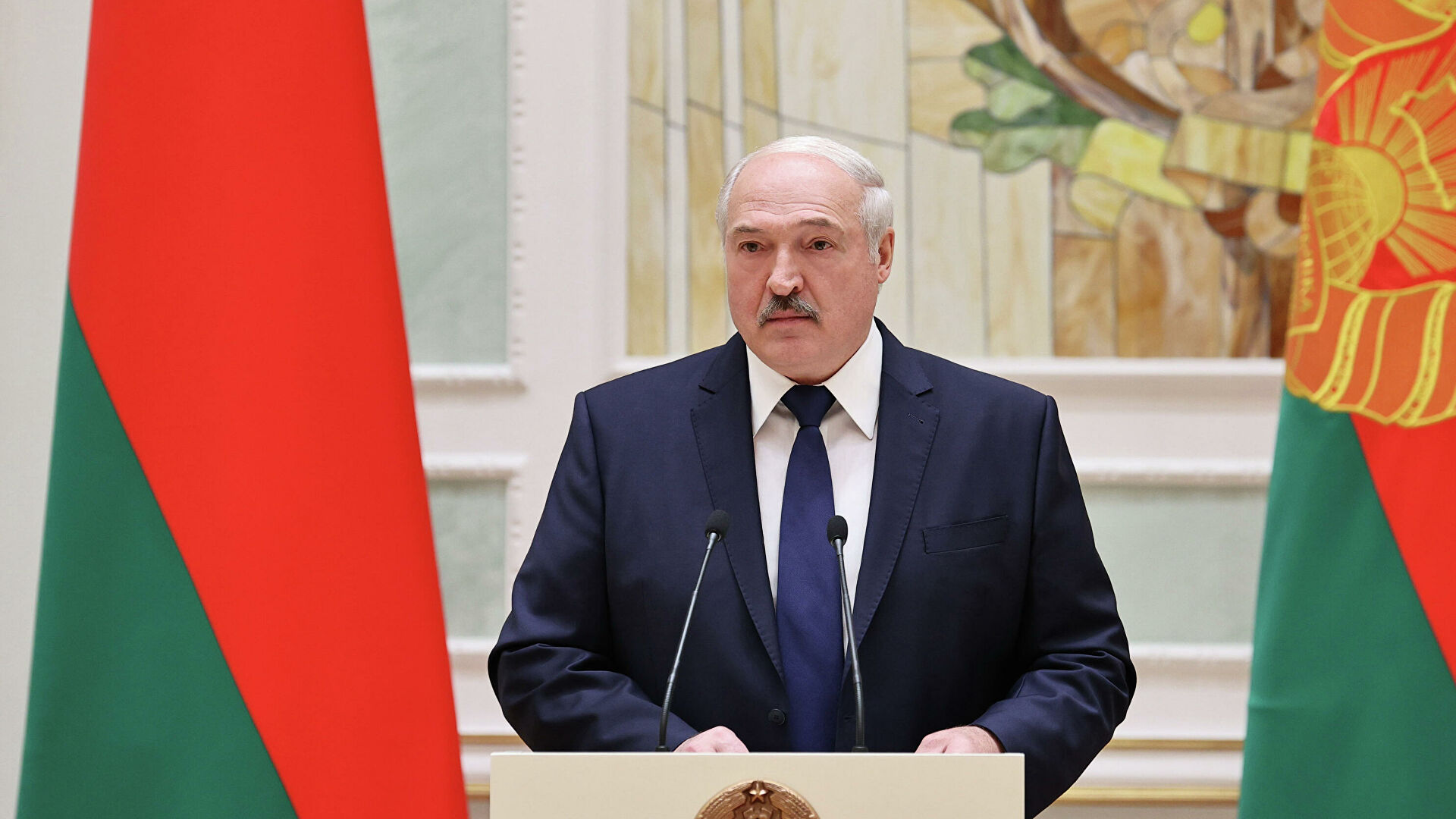 Лукашенко заявил о возможности производить свою вакцину от COVID-19 - РИА  Новости, 14.12.2020