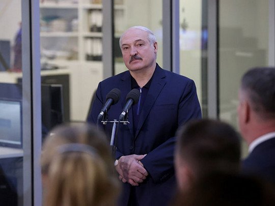 Лукашенко назвал коронавирус \"наказанием Господним\". ФОТО