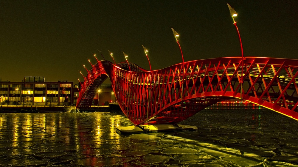 20 сказочных мостов, которые словно ведут в другие измерения