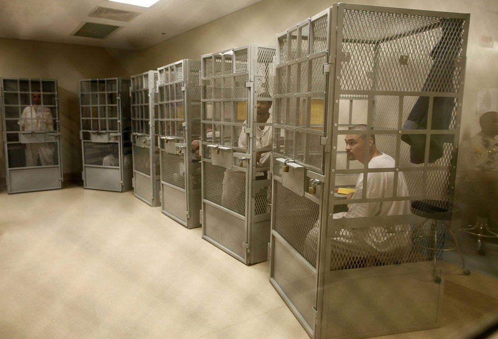 Как выглядит самая знаменитая тюрьма в США