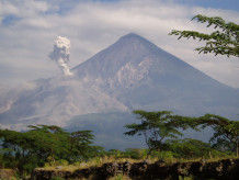 В Гватемале началось извержение вулкана: пепел поднялся на высоту 8 км