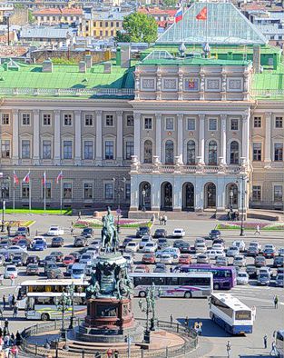 В ДТП в Санкт-Петербурге попал Император Николай I