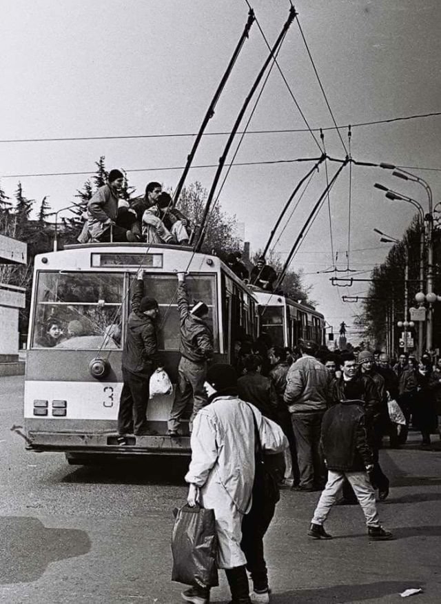 Подборка атмосферных фотографий из 90-х