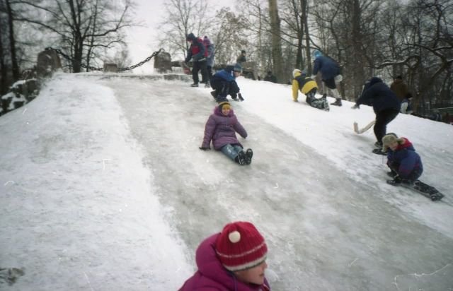 Подборка атмосферных фотографий из 90-х