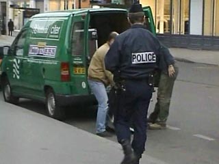 Французские полицейские задержали трехлетнего иммигранта по подозрению в терроризме