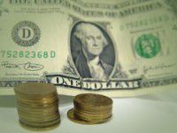 Межбанковский доллар ушел на выходные в диапазоне 7,9240-7,9250