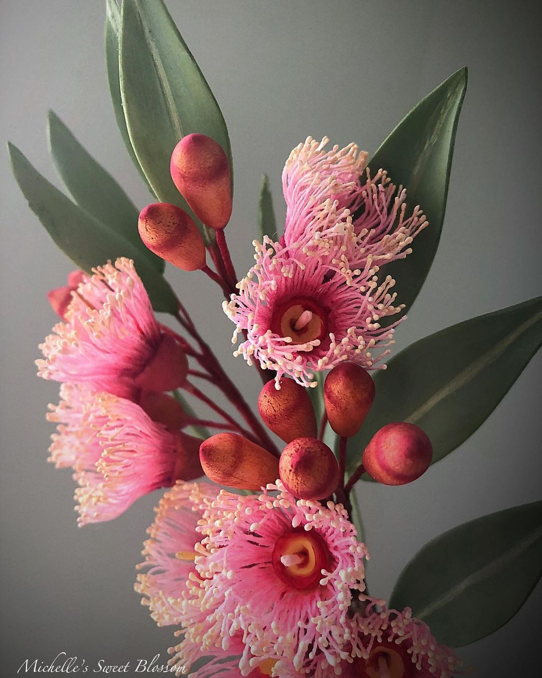 Сахарные цветы от Мишель Нгуен, которые выглядят очень реалистично. ФОТО
