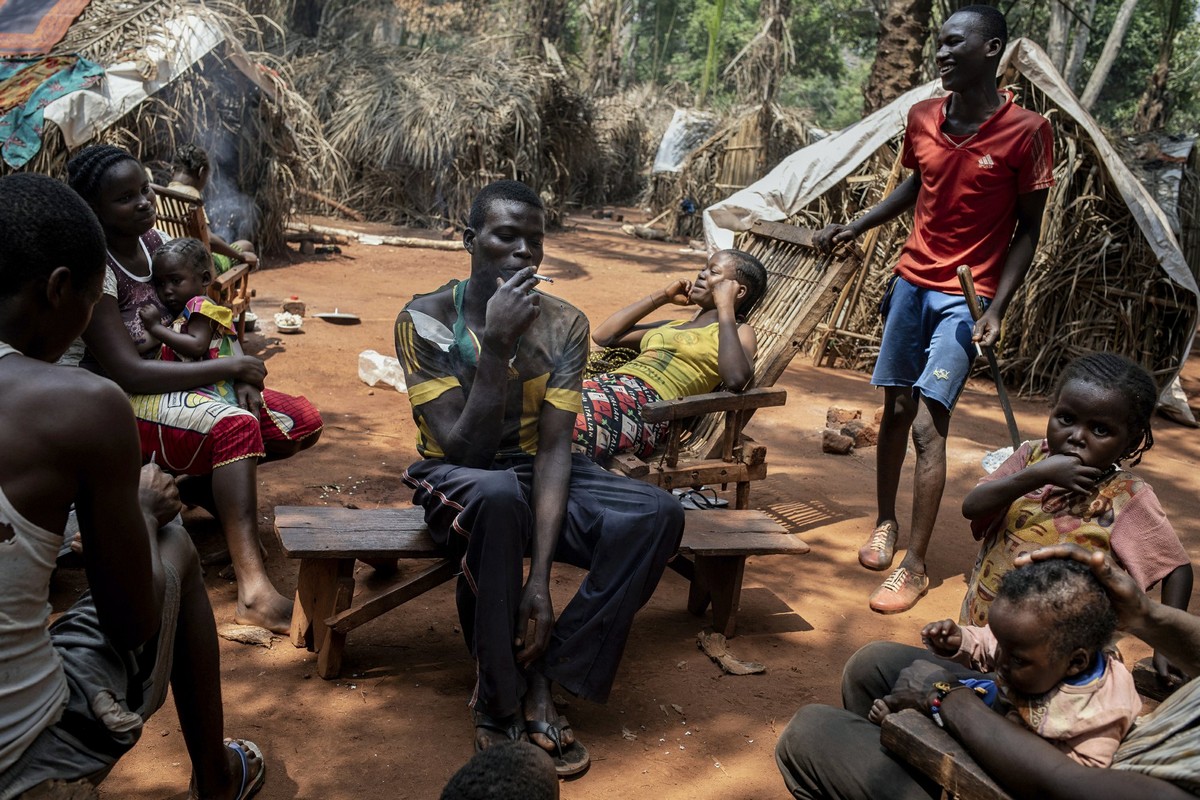 Тысячи людей бегут от повстанцев в Центральноафриканской Республике