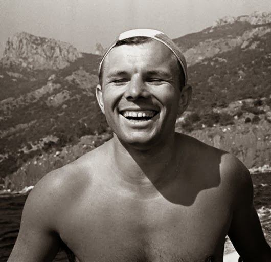 Юрий Гагарин - космонавт №1. Фото юности