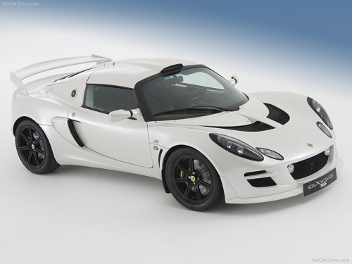 Новый спорткар Lotus Exige S выходит на авторынки