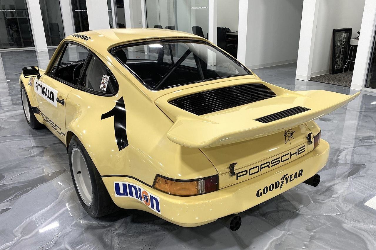 Porsche 1974 года, на котором участвовал в гонках Пабло Эскобар