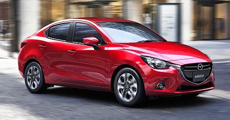 Седан Mazda2 рассекретили за неделю до премьеры