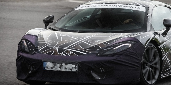Опубликован новый снимок «доступного» суперкара McLaren