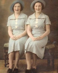 Сестры-близнецы отметили 102 день рождения вместе. ФОТО